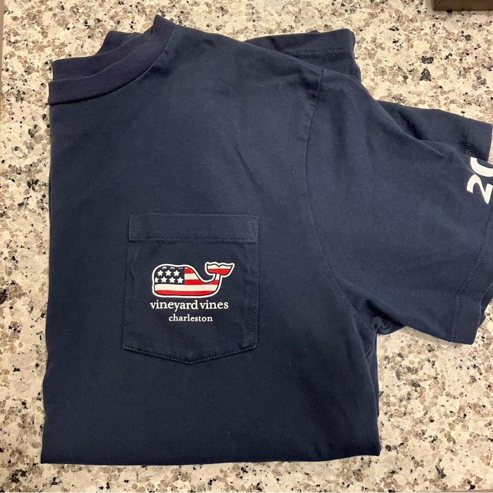 🐳 Vineyard Vines Charleston Shirt